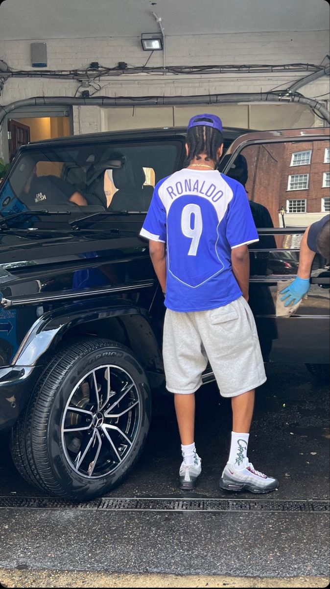 Football Jerseys & Sets
